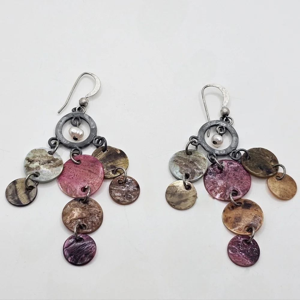 ⭐️40% Off⭐️ Colorful Pearlized Shell Dangle Earrings